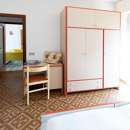 Residence Rainbow Bellaria – Igea Marina Szoba fotó