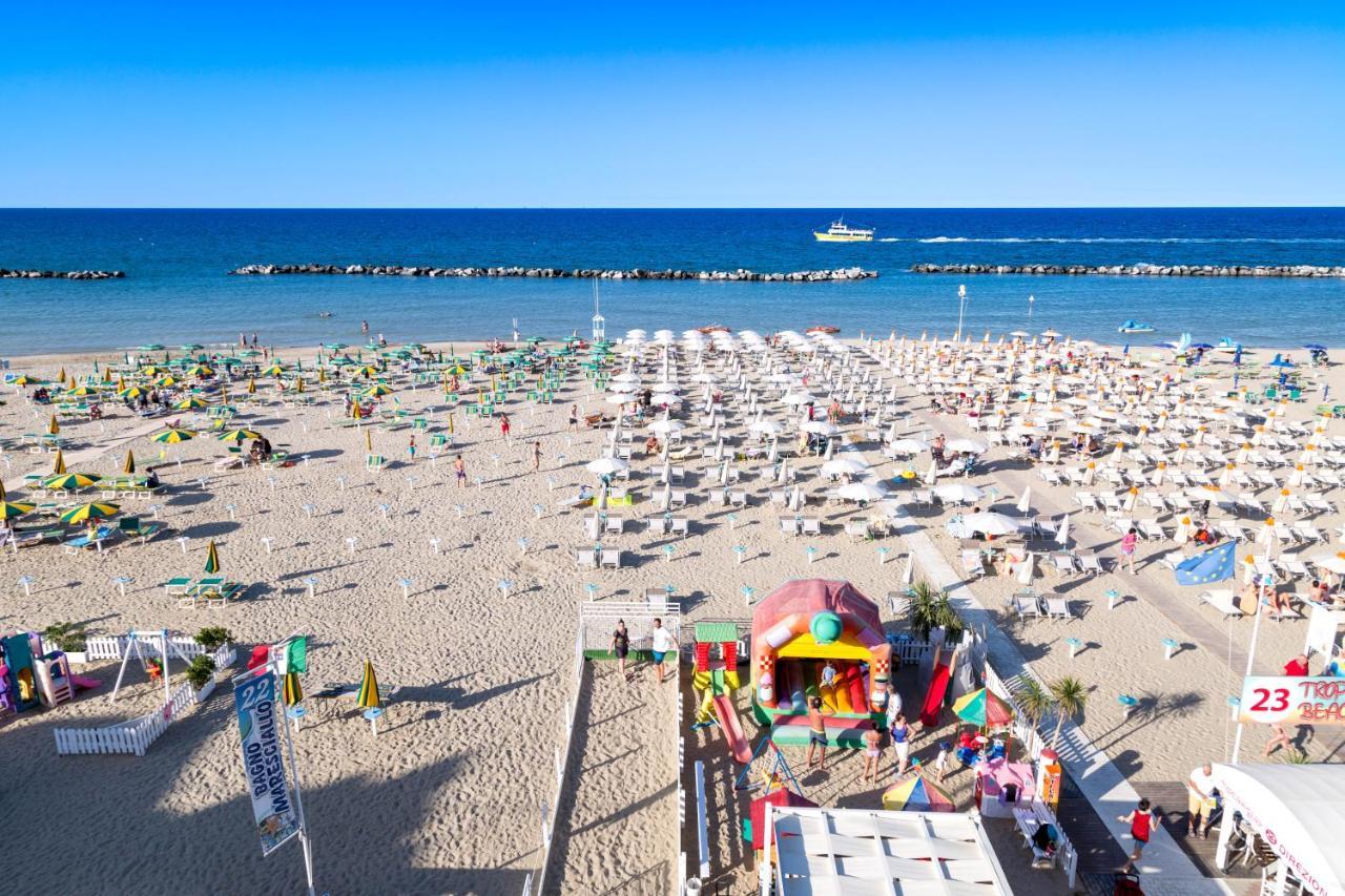 Residence Rainbow Bellaria – Igea Marina Kültér fotó